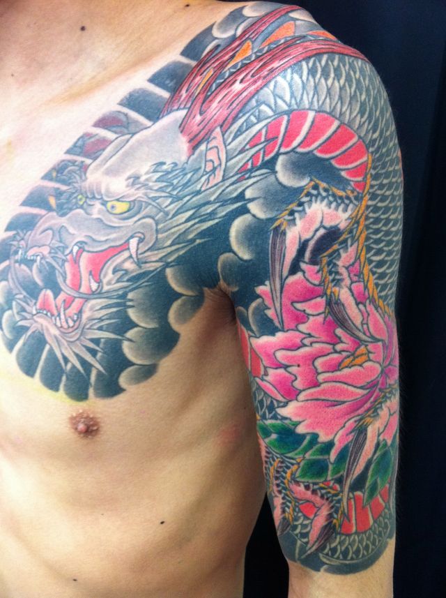 腕,龍,牡丹,太鼓,五分袖,花タトゥー/刺青デザイン画像