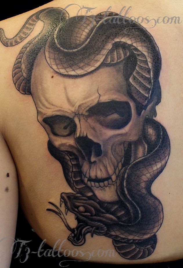 スカル,ブラック＆グレー,ドクロ,蛇タトゥー/刺青デザイン画像