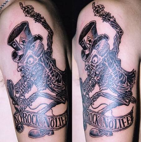 腕,スカル,ブラック＆グレータトゥー/刺青デザイン画像