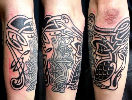 腕,トライバル,ブラック＆グレータトゥー/刺青デザイン画像