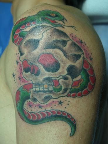 肩,スカル,蛇,星,スタータトゥー/刺青デザイン画像