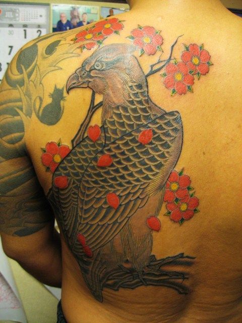背中,鳥,桜タトゥー/刺青デザイン画像