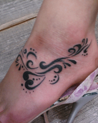 女性,足首,ハート,トライバル,ブラック＆グレータトゥー/刺青デザイン画像