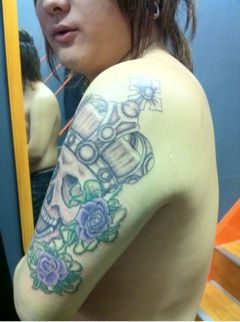 腕,スカル,クラウン,薔薇タトゥー/刺青デザイン画像