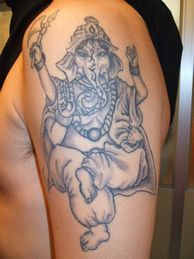 肩,ガネーシャ,ブラック＆グレー,宗教タトゥー/刺青デザイン画像