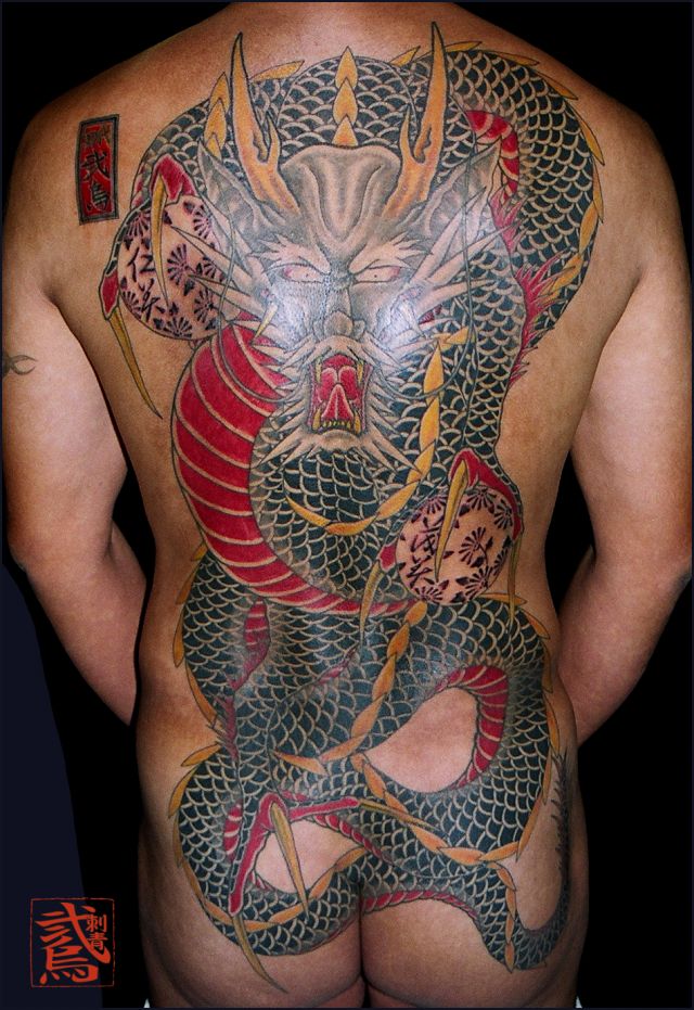 背中,龍タトゥー/刺青デザイン画像