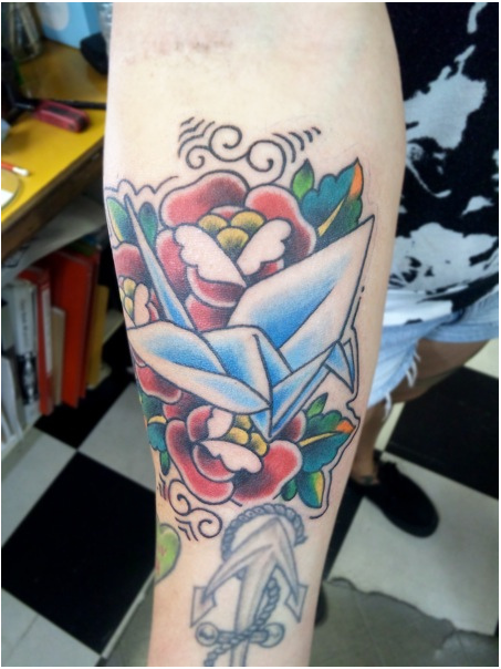 手,薔薇,鶴タトゥー/刺青デザイン画像