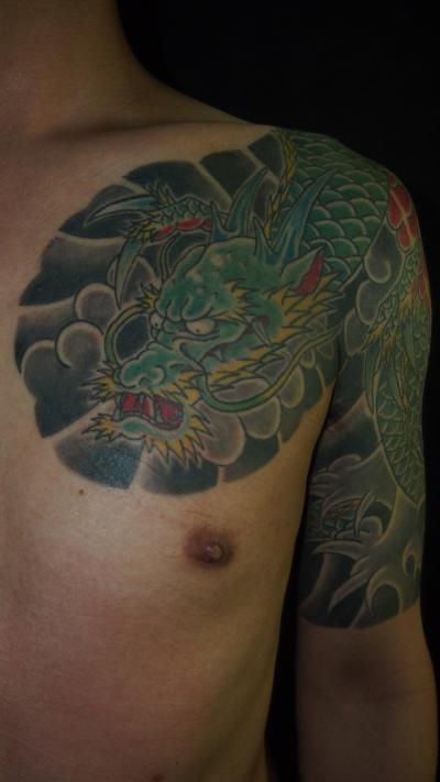 胸,龍,額,カラータトゥー/刺青デザイン画像