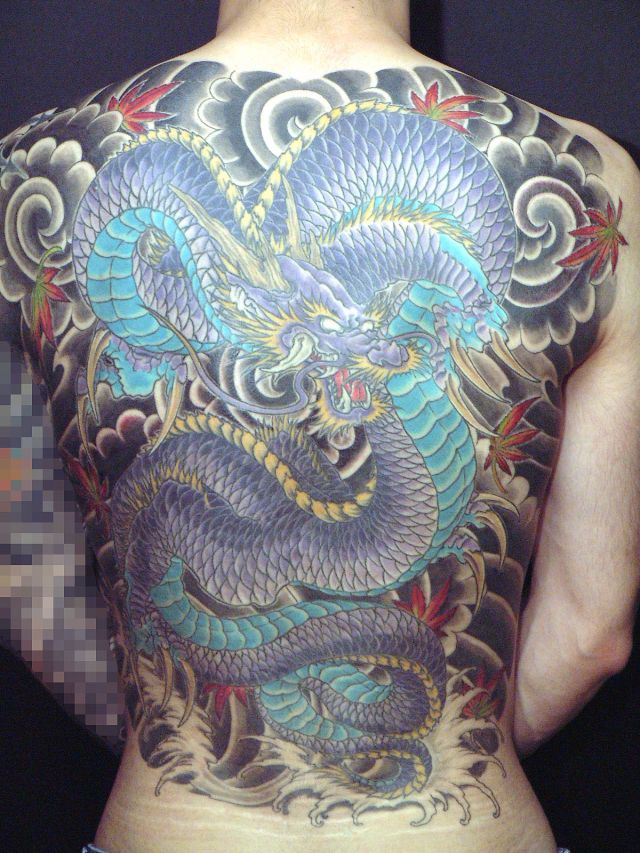 龍,背中,額,紅葉タトゥー/刺青デザイン画像
