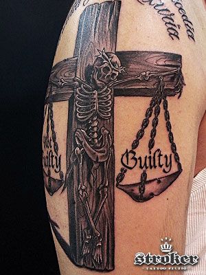 クロス,スカル,腕,文字,十字架タトゥー/刺青デザイン画像