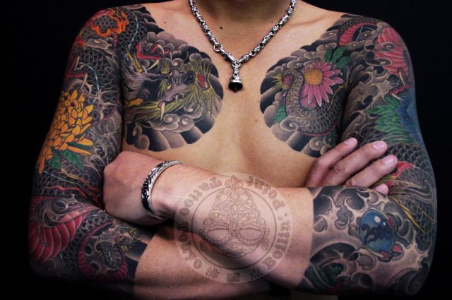 腕,胸,龍,牡丹,七分袖,額彫り,カラータトゥー/刺青デザイン画像