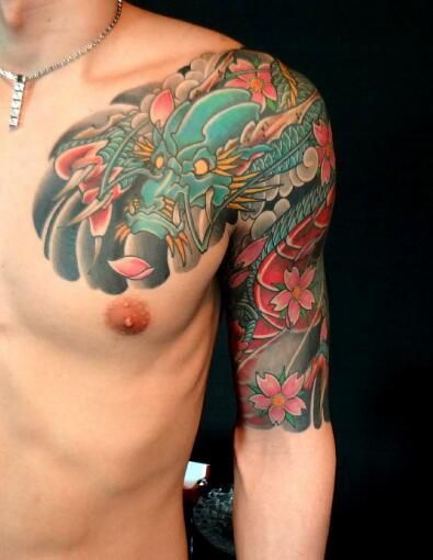 腕,肩,胸,龍,カラータトゥー/刺青デザイン画像
