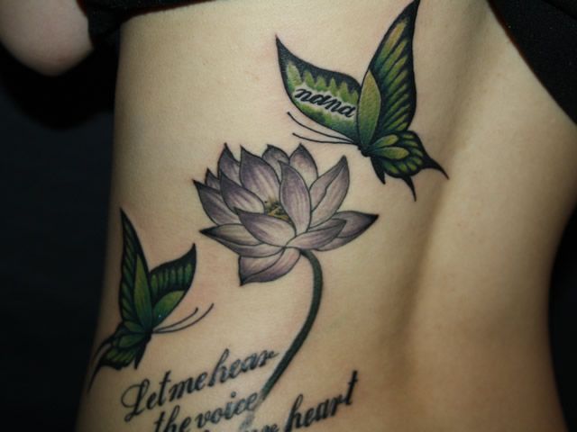 女性,腰,蝶,蓮,花,植物タトゥー/刺青デザイン画像