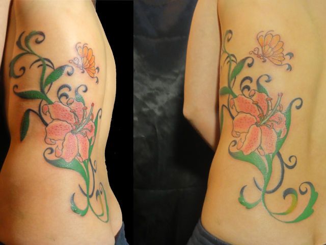 女性,背中,百合,蝶,植物,花タトゥー/刺青デザイン画像