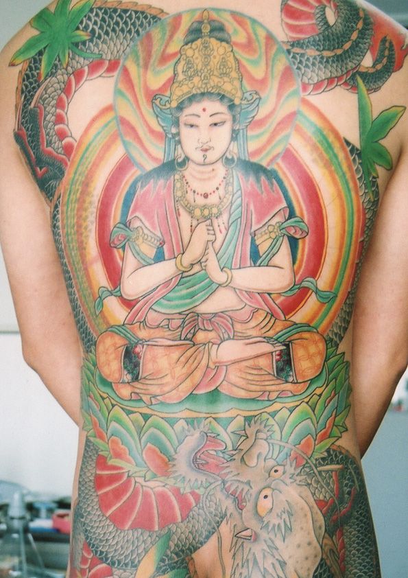 背中,抜き,人物,龍,紅葉タトゥー/刺青デザイン画像