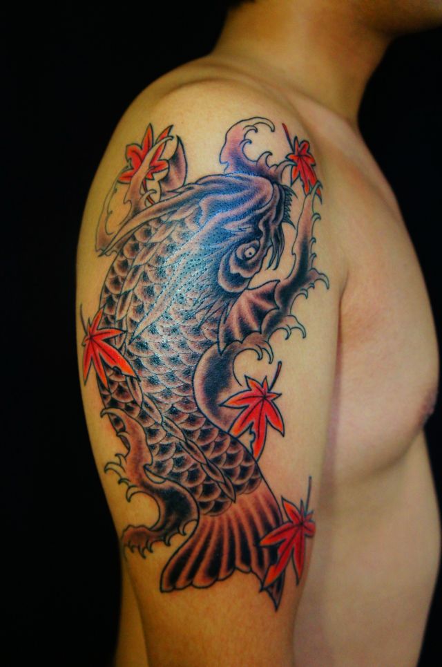 腕,鯉,紅葉タトゥー/刺青デザイン画像