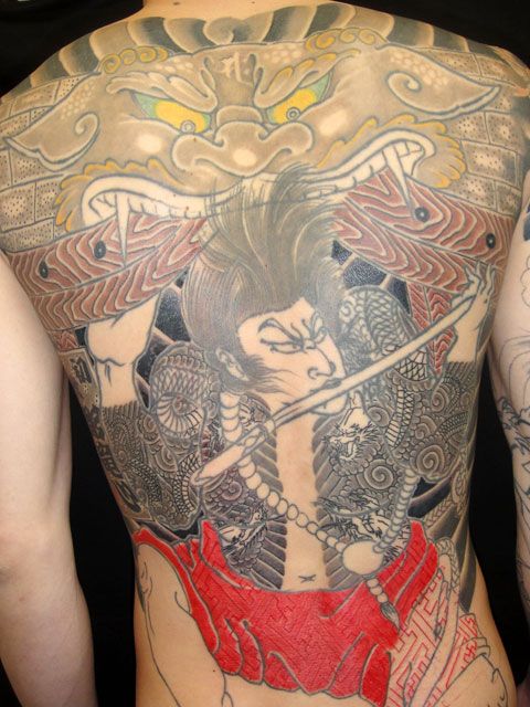 背中,抜き,女性タトゥー/刺青デザイン画像