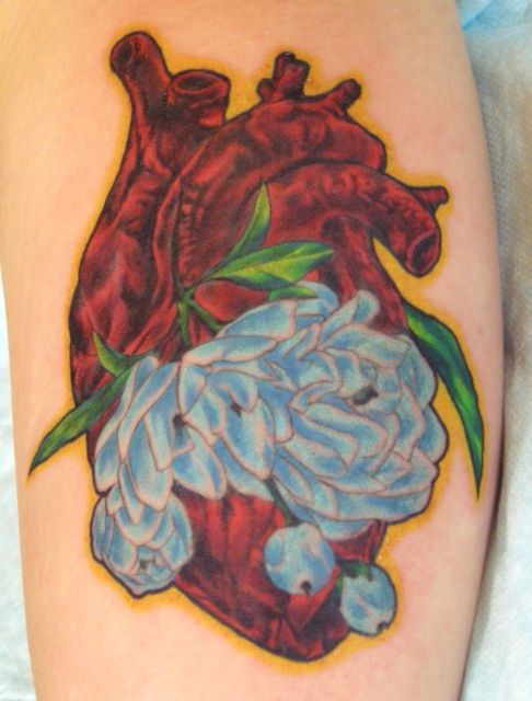 心臓,薔薇,カラータトゥー/刺青デザイン画像