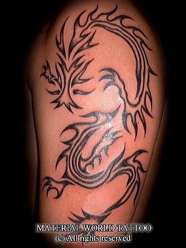 腕,龍,トライバルタトゥー/刺青デザイン画像