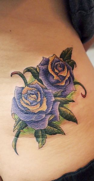 女性,ワンポイント,薔薇,花タトゥー/刺青デザイン画像