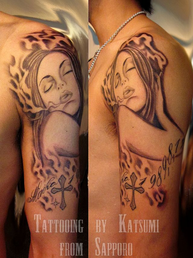 二の腕,男性,女,ブラック＆グレータトゥー/刺青デザイン画像
