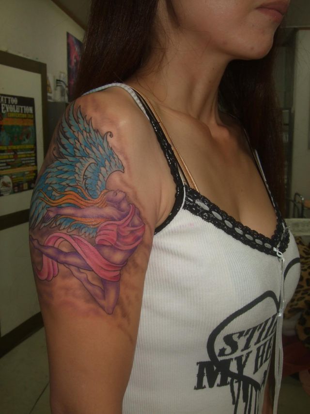 腕,女性,天使タトゥー/刺青デザイン画像
