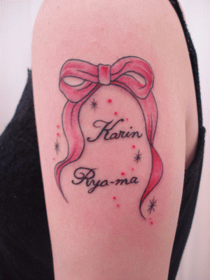 女性,腕,リボン,文字,レタータトゥー/刺青デザイン画像