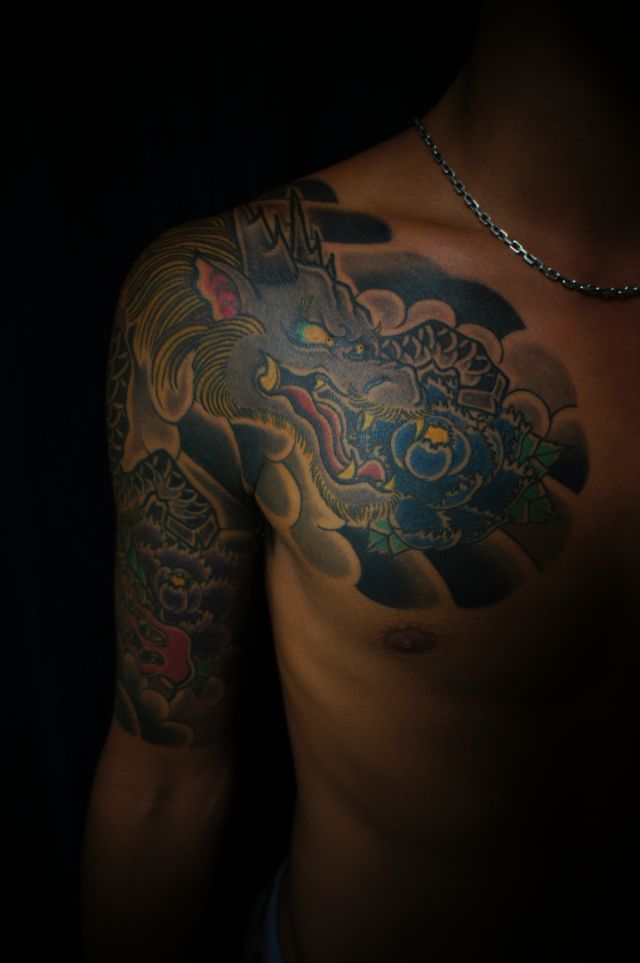 龍,牡丹,カラー,五分袖タトゥー/刺青デザイン画像