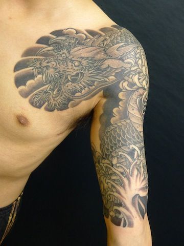 腕,龍,ブラック＆グレイ,ブラック＆グレータトゥー/刺青デザイン画像