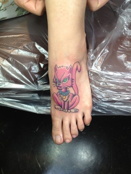 足,猫,カラータトゥー/刺青デザイン画像