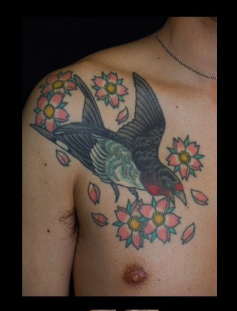 胸,ツバメ,桜タトゥー/刺青デザイン画像