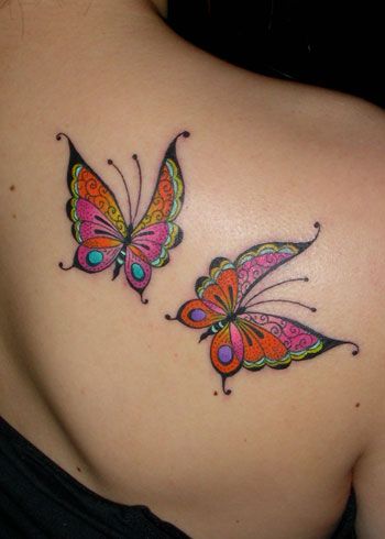 蝶,バタフライ,女性,背中タトゥー/刺青デザイン画像