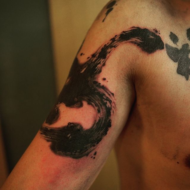 腕,漢字,ブラック＆グレイタトゥー/刺青デザイン画像