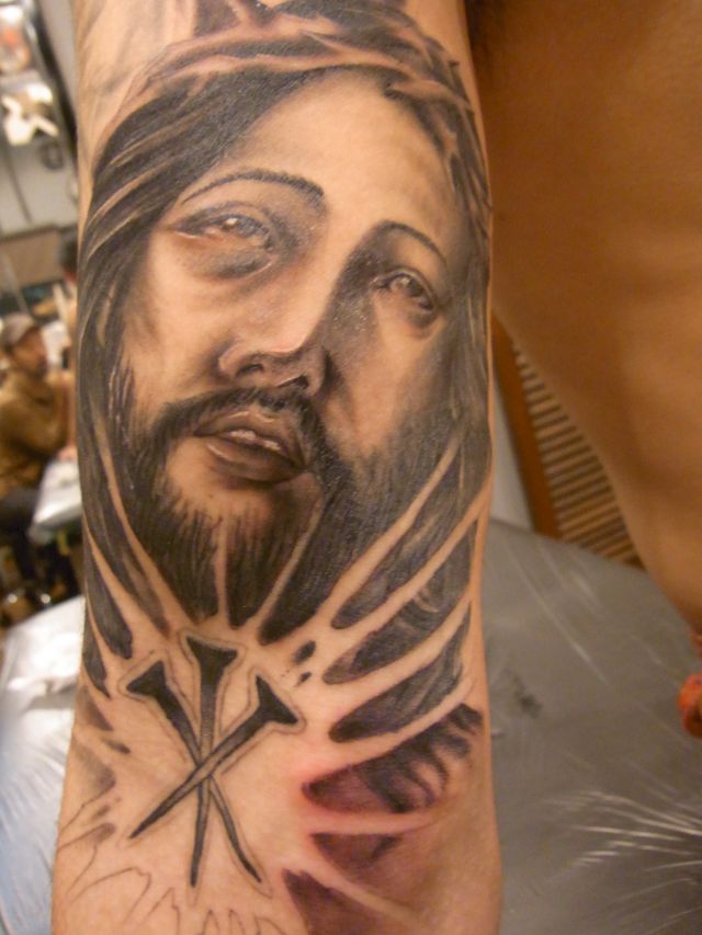 腕,キリスト,ブラック＆グレイタトゥー/刺青デザイン画像