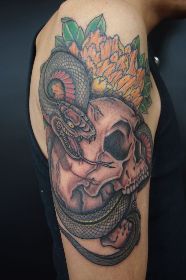 スカル,蛇,牡丹タトゥー/刺青デザイン画像