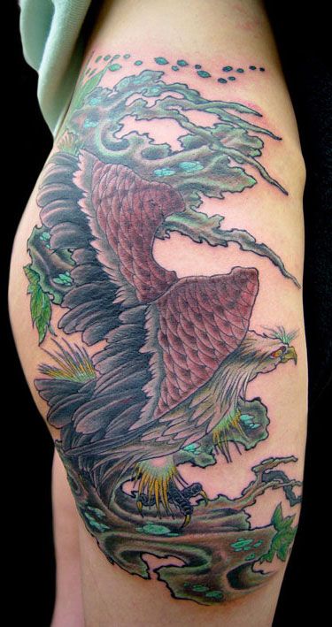 鳥,カラー,腰タトゥー/刺青デザイン画像