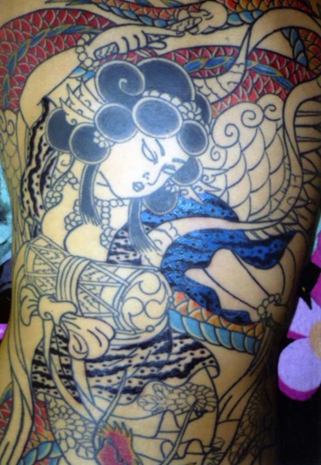 背中,女,カラータトゥー/刺青デザイン画像