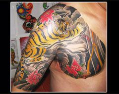 太鼓,五分袖,虎,牡丹,動物タトゥー/刺青デザイン画像