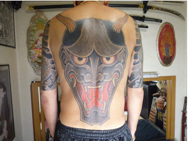 背中,抜き,般若タトゥー/刺青デザイン画像