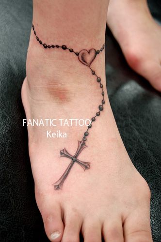足,クロス,女性タトゥー/刺青デザイン画像
