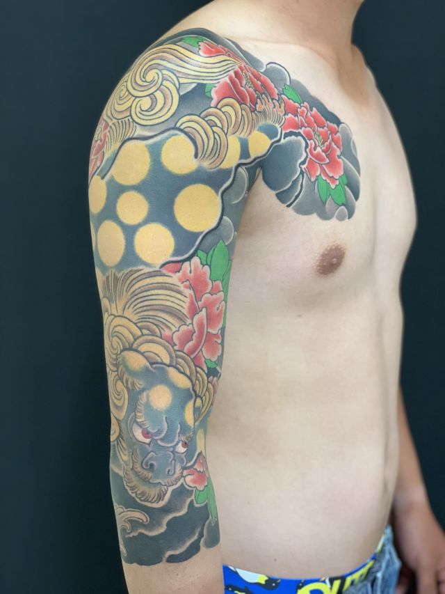 唐獅子,牡丹,カラータトゥー/刺青デザイン画像