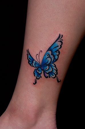 女性,足,蝶,ワンポイントタトゥー/刺青デザイン画像