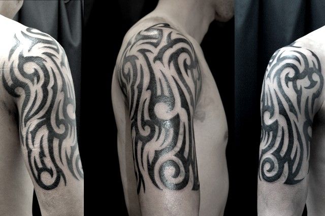 腕,トライバルタトゥー/刺青デザイン画像