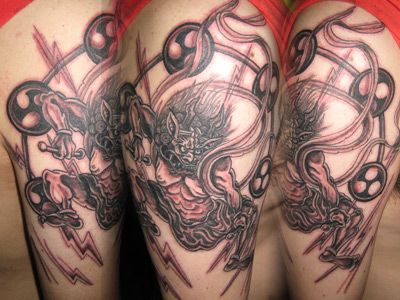 腕,雷神,ブラック＆グレータトゥー/刺青デザイン画像