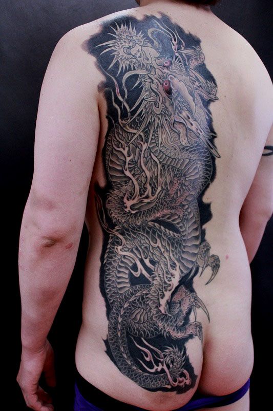 背中,龍,烏彫りタトゥー/刺青デザイン画像
