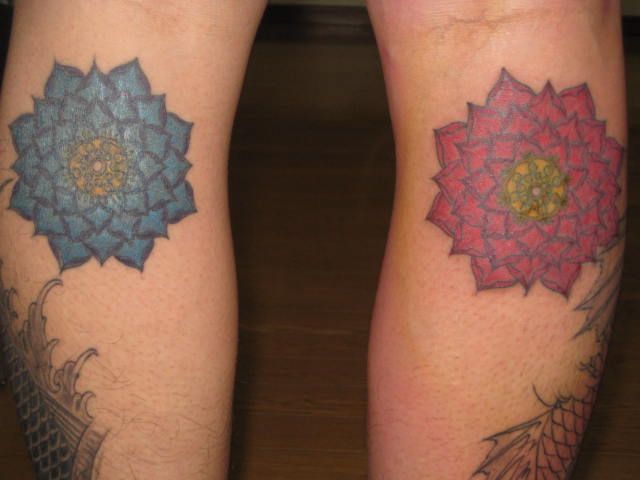 足,カラー,蓮タトゥー/刺青デザイン画像