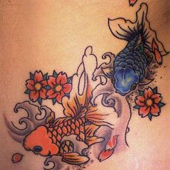 腰,ワンポイント,金魚,桜,花タトゥー/刺青デザイン画像