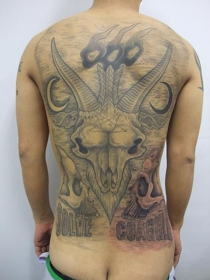 背中,スカル,ドクロ,髑髏,悪魔,デビル,ブラック＆グレイタトゥー/刺青デザイン画像