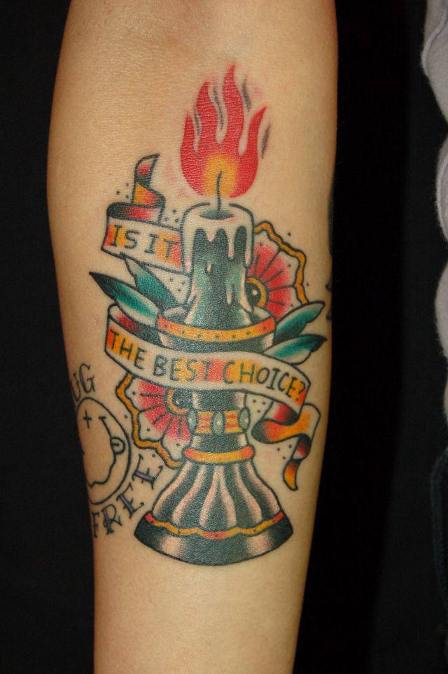 腕,男性,文字,リボン,花,炎,トラッド,蝋燭,カラータトゥー/刺青デザイン画像