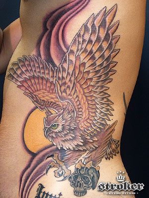 梟,月,スカル,脇タトゥー/刺青デザイン画像